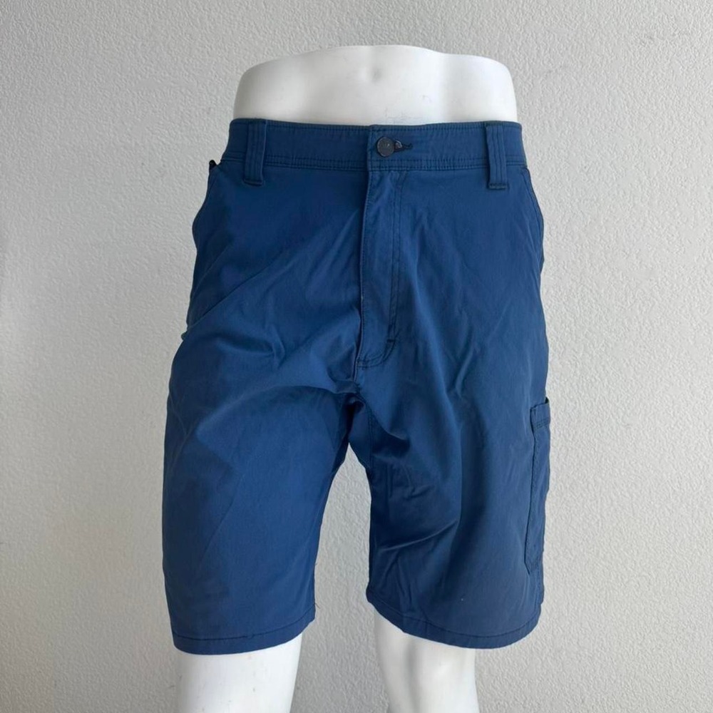 Wrangler blue outdoor cargo shorts
